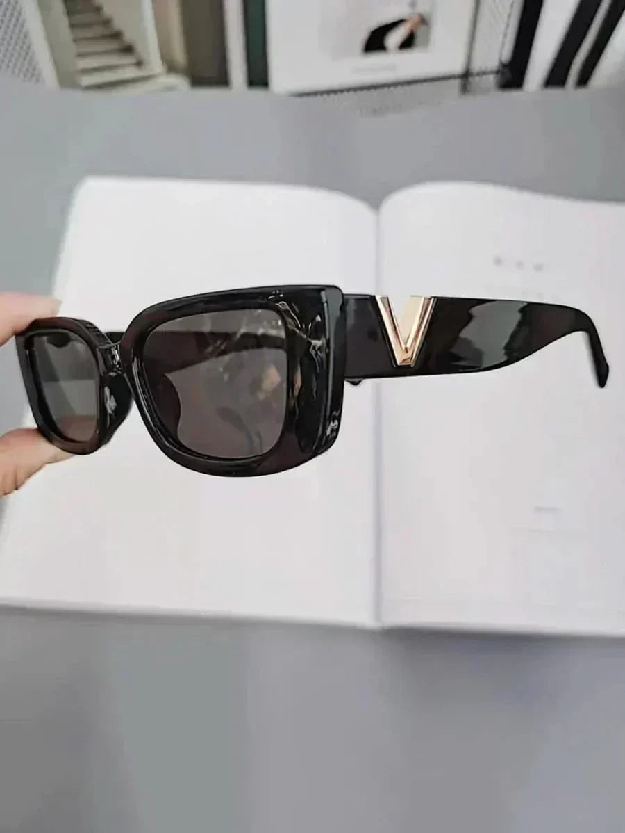 Daniela™ | Chunky Rectangle Retro Sunglasses